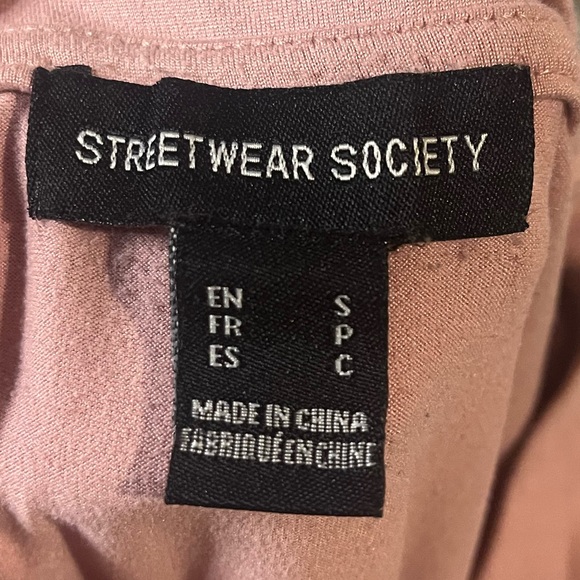 Women’s streetwear society tee - Picture 3 of 3